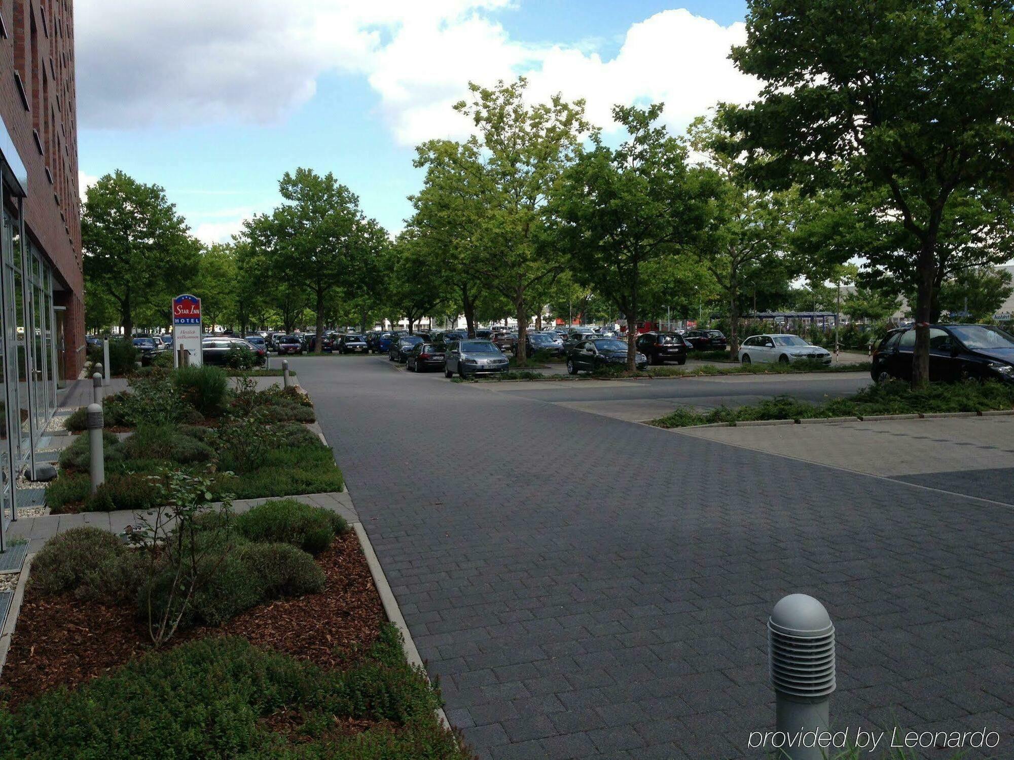 Plaza Premium Karlsruhe Hotel Екстериор снимка