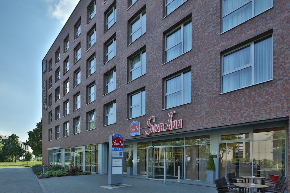 Plaza Premium Karlsruhe Hotel Екстериор снимка